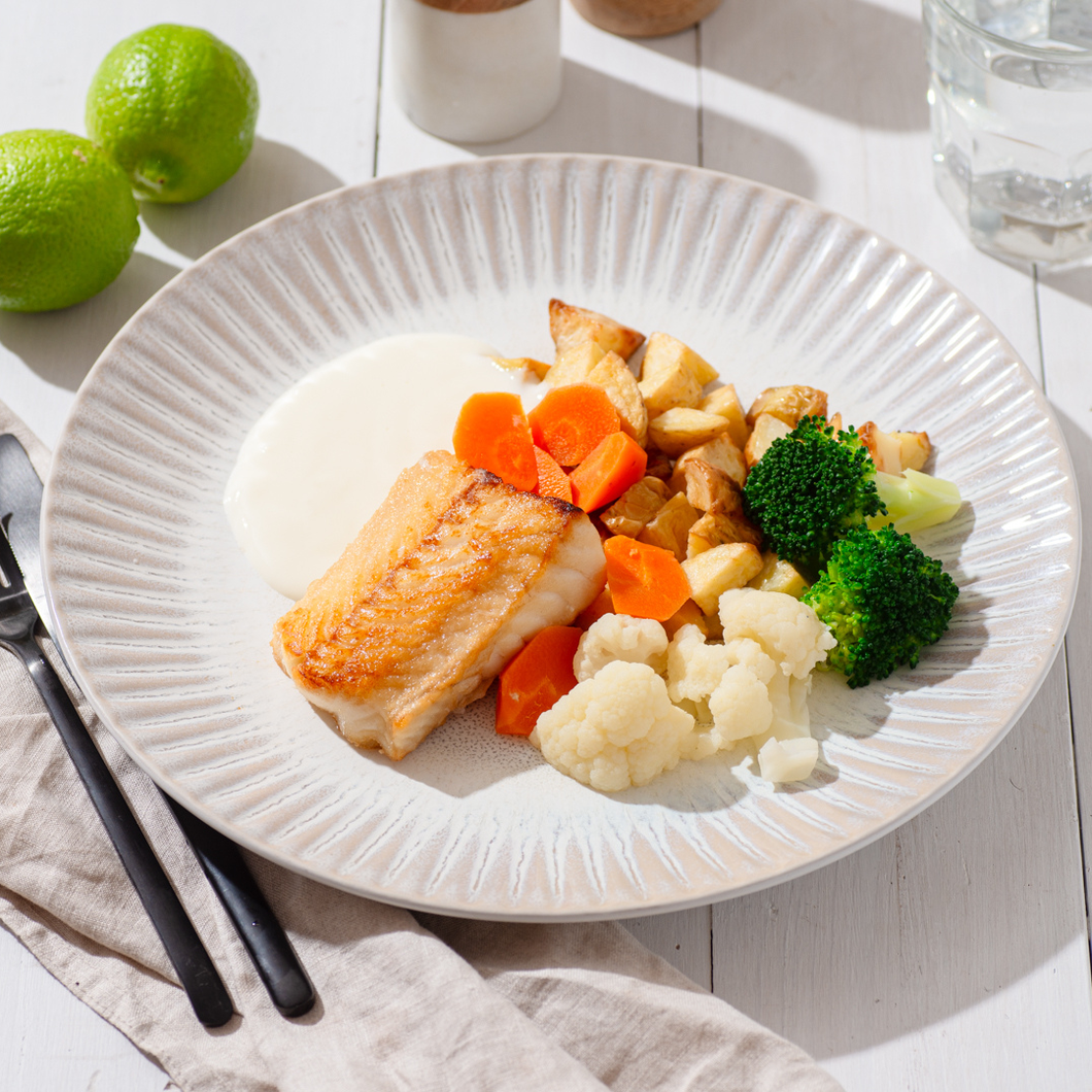 Baked Hoki Fillet with Zesty Lemon Sauce